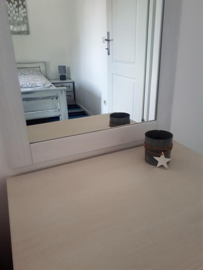 Apartment Terra Rossa Kaštelir Kültér fotó