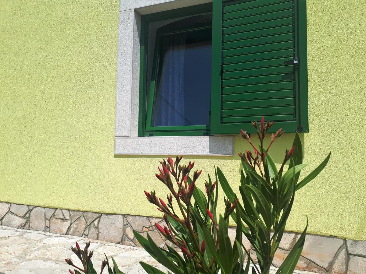 Apartment Terra Rossa Kaštelir Kültér fotó