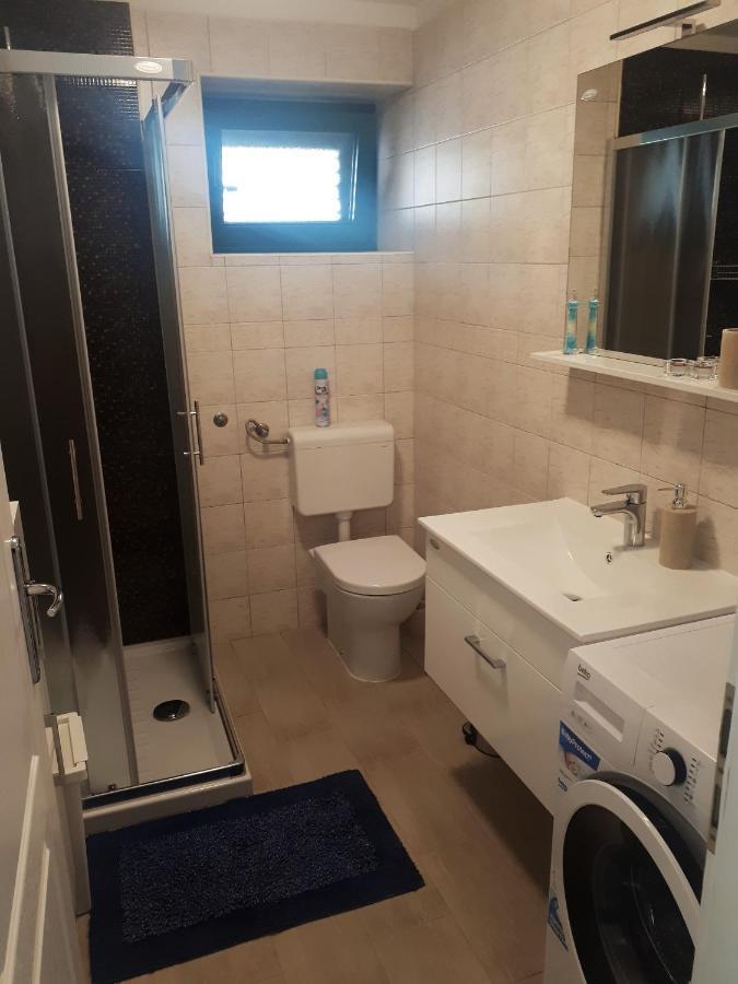 Apartment Terra Rossa Kaštelir Kültér fotó