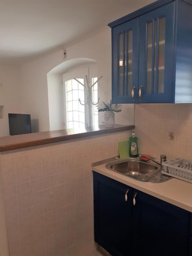 Apartment Terra Rossa Kaštelir Kültér fotó
