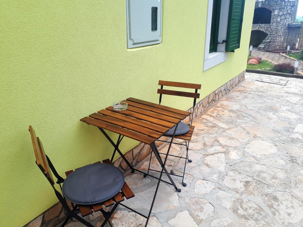 Apartment Terra Rossa Kaštelir Kültér fotó